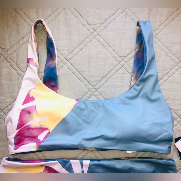 Roxy bikini - Picture 3 of 12